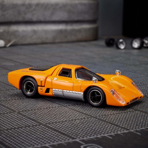 McLaren M6GT