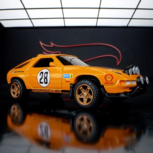 Porsche 928 Safari